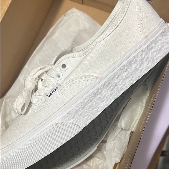 Vans Women's Classic White Sneakers - Picture 3 of 4